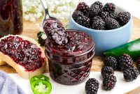 Spicy Blackberry Jalapeño Jam Recipe for Preserving and Gifts