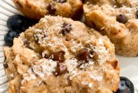 Coconut Cashew Oatmeal Breakfast Cups