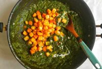 Authentic Saag Paneer Recipe: Creamy Spinach with Indian Cheese