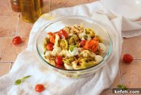 Caprese Tortellini Pasta Salad with Cherry Tomatoes & Basil