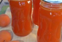 Homemade Apricot Syrup Recipe for Cocktails, Pancakes & Desserts
