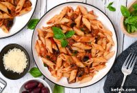 Creamy Eggplant and Tomato Pasta with Garlic and Basil