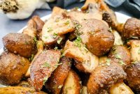 Crispy Garlic Air Fryer Mushrooms — Low Carb Recipe