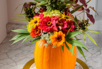 Cannabis-Inspired Fall Centerpiece Ideas for Seasonal Decor
