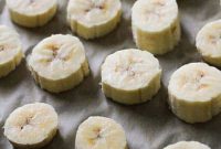 How to Freeze Bananas for Baking and Smoothies