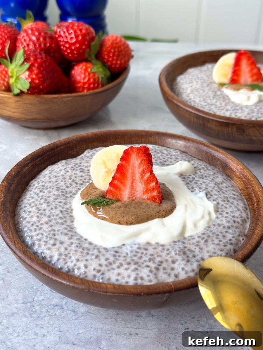 Strawberry chia seed pudding 