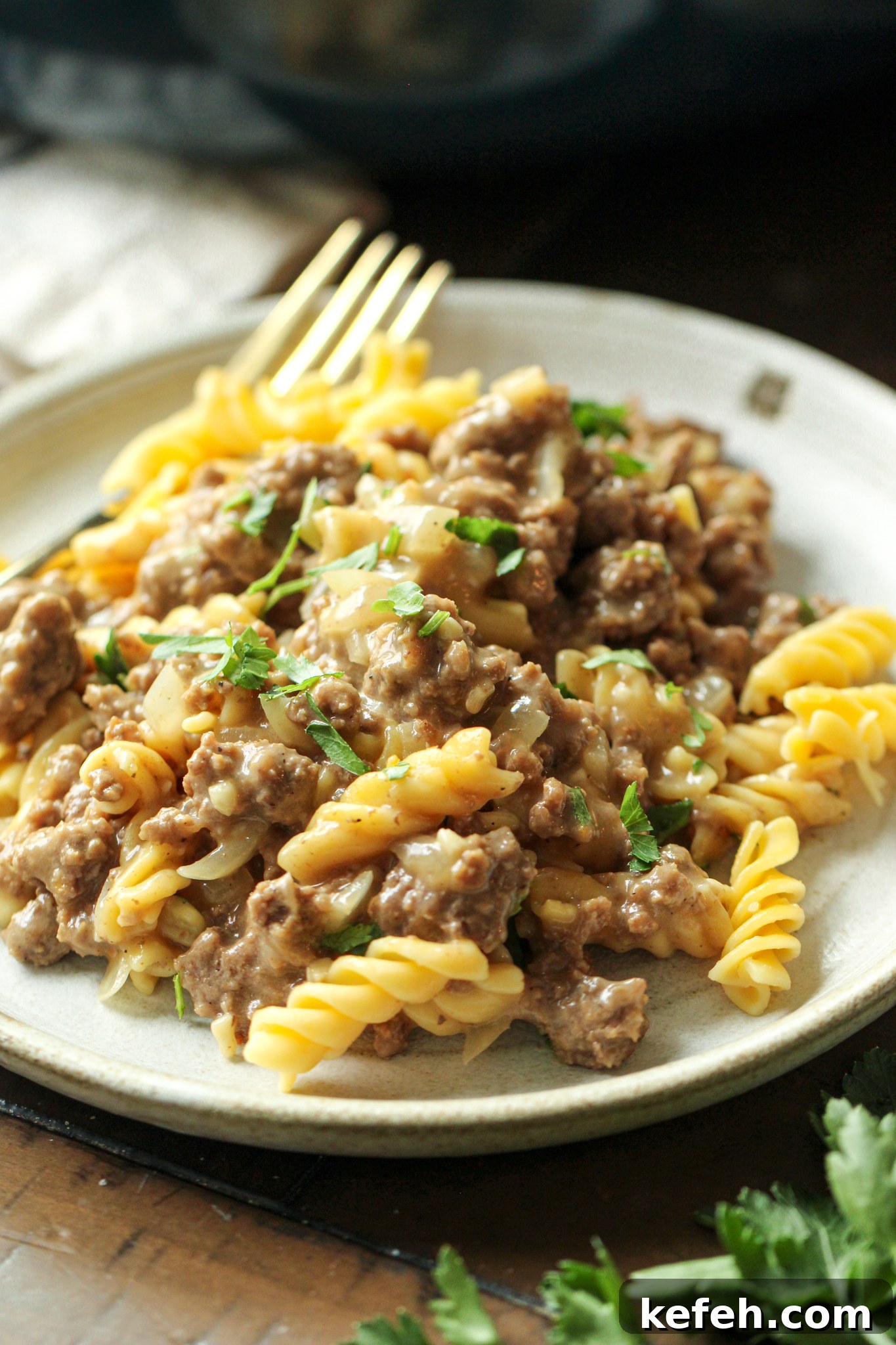 Gluten-free Dairy-free Ground Beef Stroganoff - An EASY weeknight meal that only takes 30 minutes to make. Nut-free, egg-free, with Paleo options. 