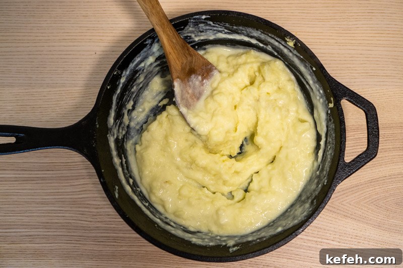 Mashed potatoes ready to serve