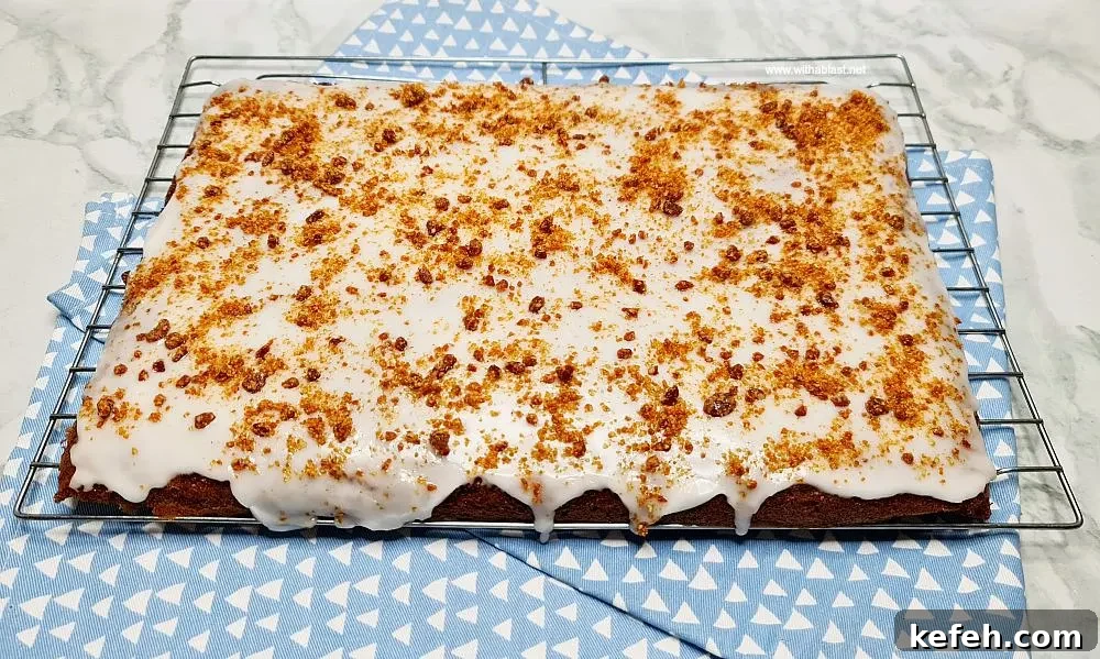 Toffee Apple Cake Bars