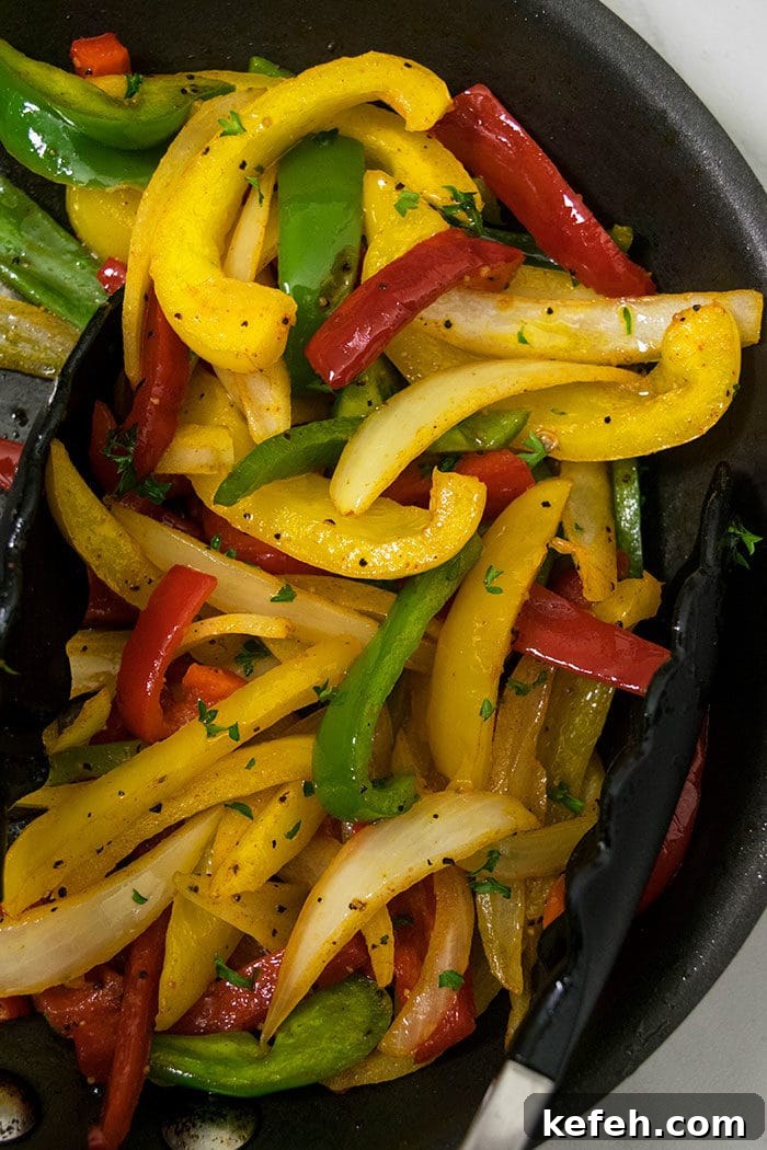 Easy Veggie Fajitas Recipe (Vegetarian Fajitas)