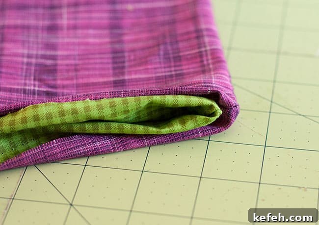 DIY Zipper Clutch | Hello Glow