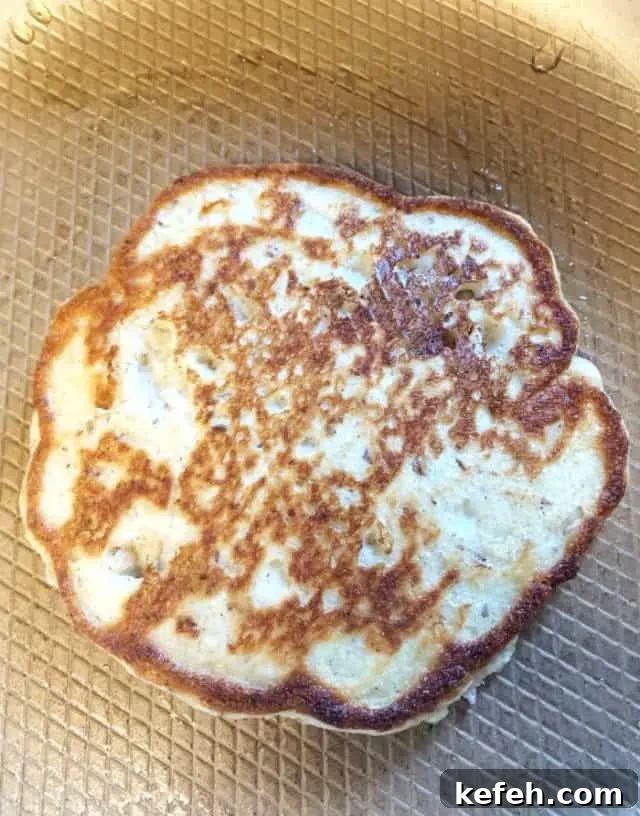 low carb pancake in pan1