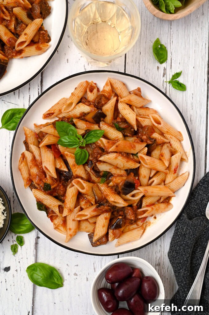 Eggplant tomato sauce with pasta is an easy and nutritious vegan meal!