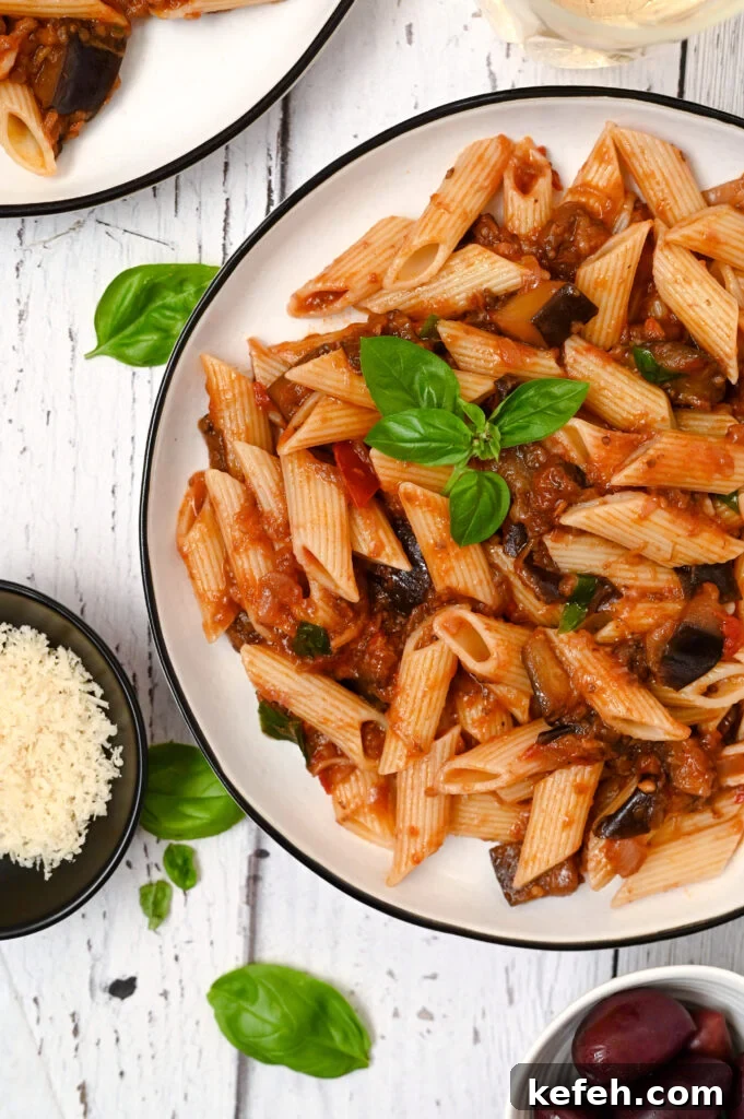 Eggplant tomato sauce with pasta is an easy and nutritious vegan meal!