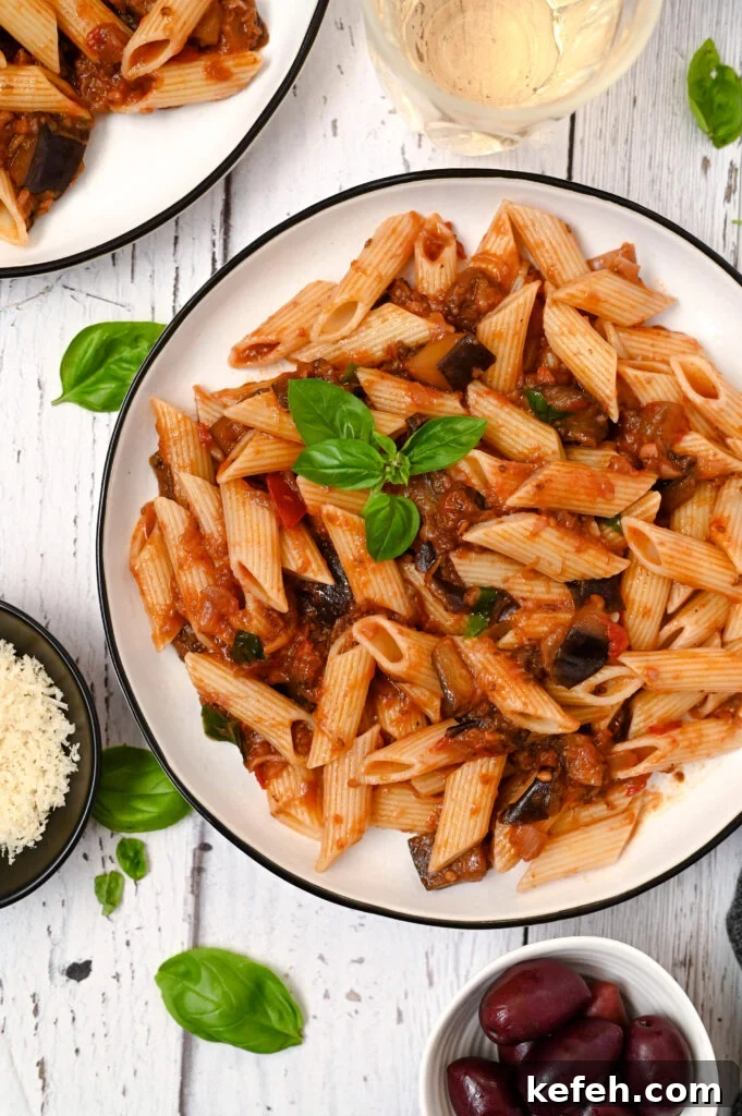 Eggplant tomato sauce with pasta is an easy and nutritious vegan meal!