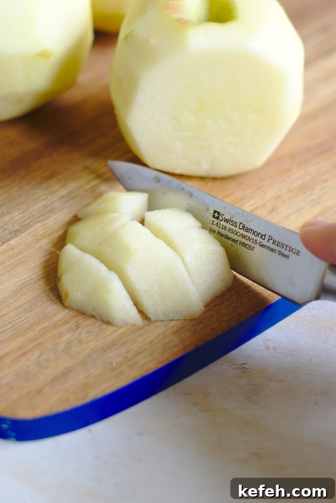 Caramel Apple Pie Dip Recipe — Warm Apple Dip for Fall Gatherings 3 img 4245 4