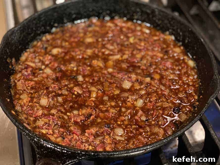 Savory Bacon Jam Recipe for Breakfast, Sandwiches, and Gifts 7 img 45881 6