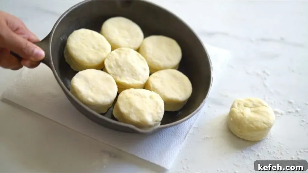 easy homemade biscuits in cast iron skillet