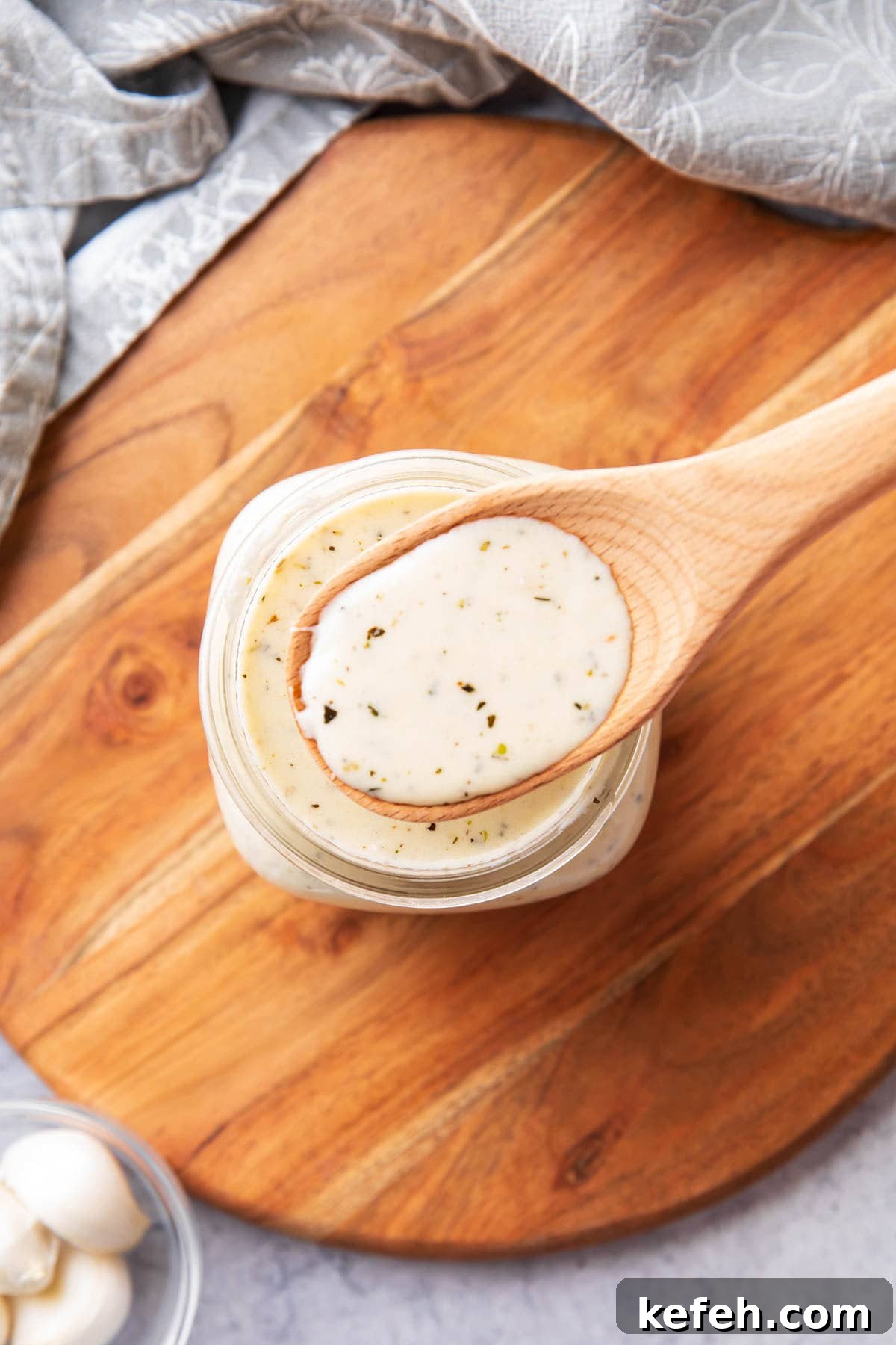Spooning this wing, pizza, and pasta pairing into a glass jar.