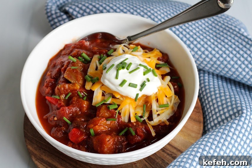 Hearty Gluten-Free Vegetarian Chili Recipe 2 gluten-free veggie chili
