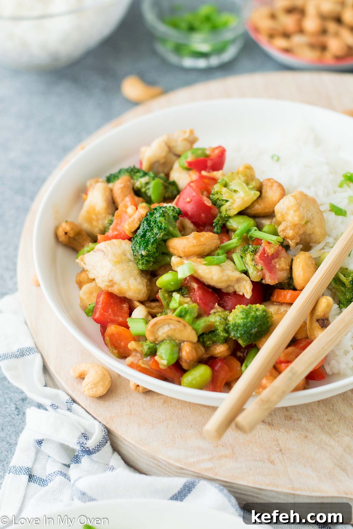 Cashew Chicken Stir-Fry with Garlic Sauce 3 easy cashew chicken