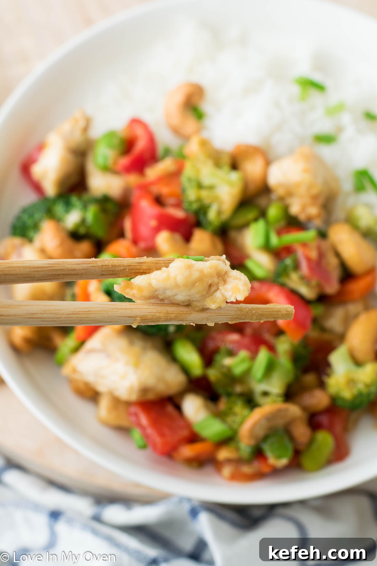 Cashew Chicken Stir-Fry with Garlic Sauce 8 easy cashew chicken